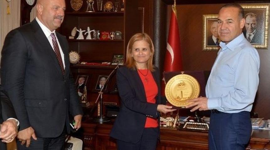 Adana&rsquo;da 15 İl&ccedil;e Tek Haberleşme Ağıyla Birleştirildi