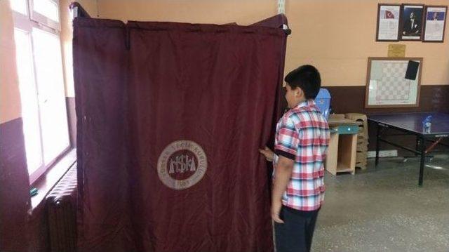 Hasanlar Ortaokulu&rsquo;nda &Ouml;ğrenci Meclisi Başkanı Se&ccedil;imi 2