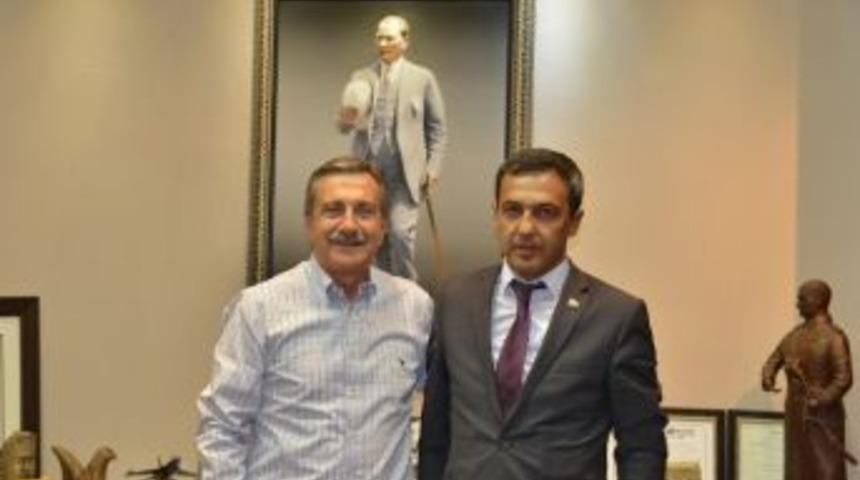 Başkan Ata&ccedil; &Ccedil;alışmalarıyla &Ouml;rnek Oluyor