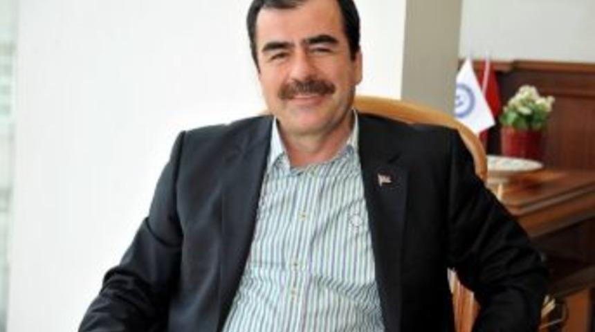 Ak Parti&rsquo;li Erdem, Cumhuriyet Bayramı&rsquo;nı Kutladı