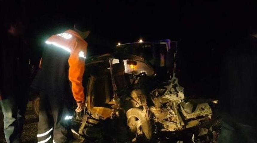 Muş&rsquo;ta Trafik Kazası: 8 Yaralı