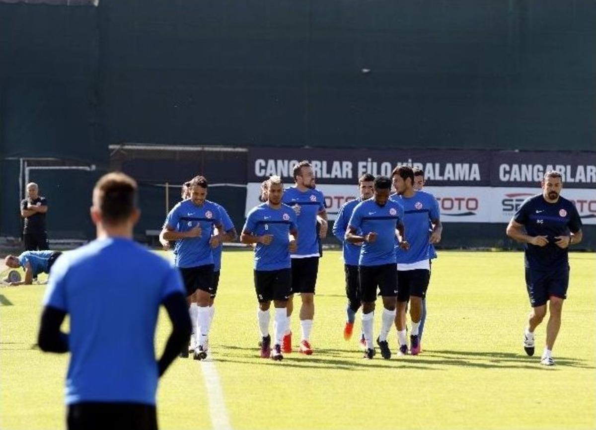 Antalyaspor Eksik &Ccedil;alıştı