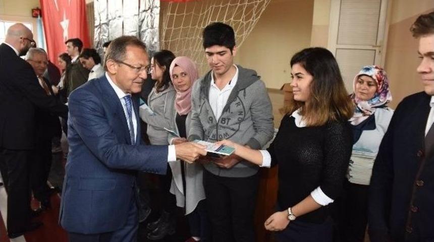 Valilikten &rsquo;balıkesir Okuyor&rsquo; Kampanyası