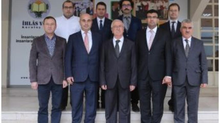 Seyyid Osman Hulusi Efendi Vakfı&rsquo;ndan İhlas Vakfı&rsquo;na Ziyaret
