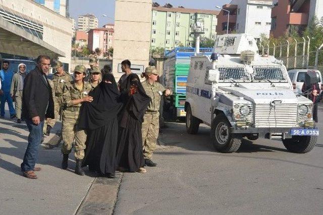 Yıldırım Çarparak Şehit Olan Asker İçin Tören Düzenlendi