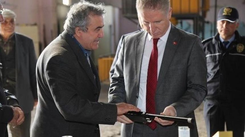 Vali G&uuml;l, Organize Sanayi B&ouml;lgesini Ziyaret Etti