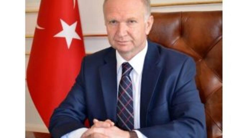 Vali Mehmet Ceylan&rsquo;dan Cumhuriyet Bayramı Mesajı