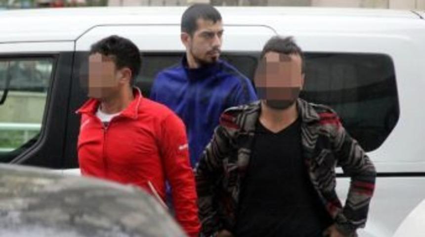 Uyuşturucudan G&ouml;zaltına Alınan Gen&ccedil;lere Adli Kontrol