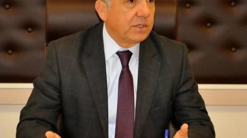 G&uuml;zel Sanatlar Fak&uuml;ltesi&rsquo;ne Metin Eker Atandı