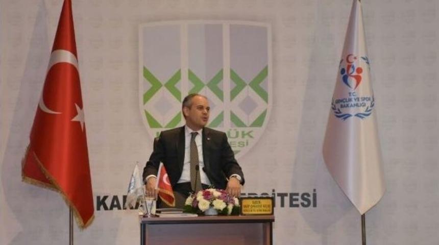 Bakan Kılı&ccedil;, Karab&uuml;k&rsquo;te &Uuml;niversite &Ouml;ğrencileri İle Buluştu