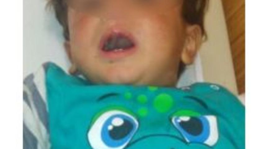 Suriyeli Anne &Ccedil;ocuğunu Sokağa Bırakıp Ka&ccedil;tı