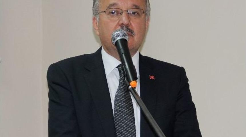 Validen Medeniyet Dersi