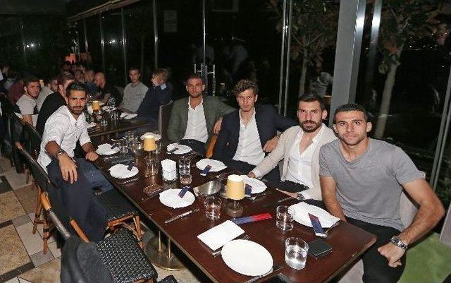 Fenerbahçe’ye Moral Yemeği