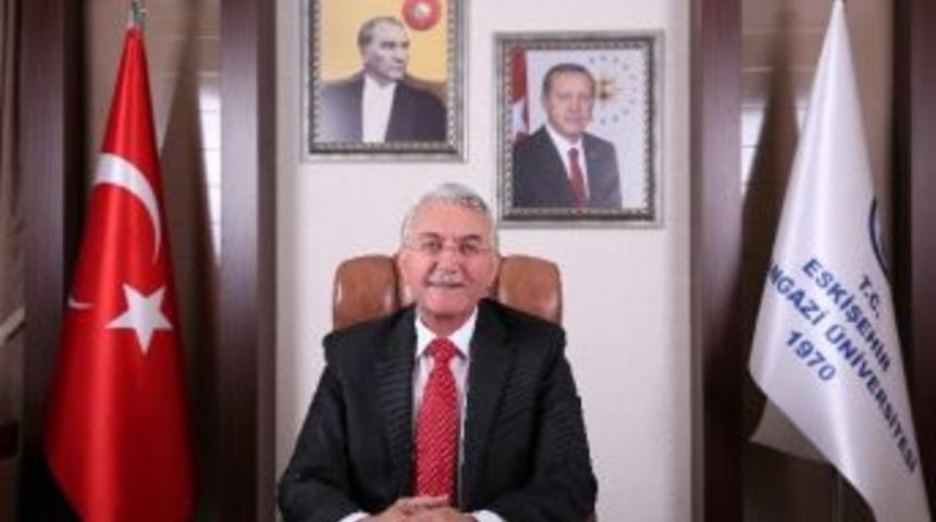 Rekt&ouml;r G&ouml;nen&rsquo;den 29 Ekim Mesajı