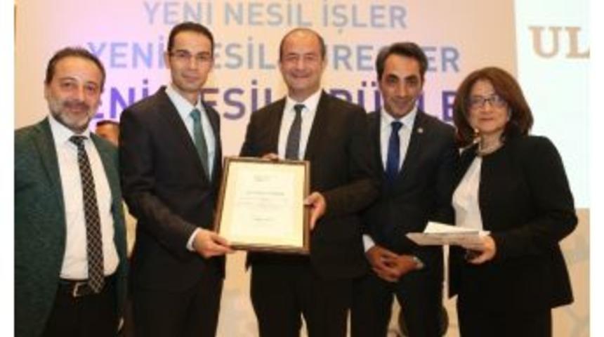 Clk Uludağ Elektrik&rsquo;e &ldquo;&ouml;nc&uuml; Firma&rdquo; &Ouml;d&uuml;l&uuml;