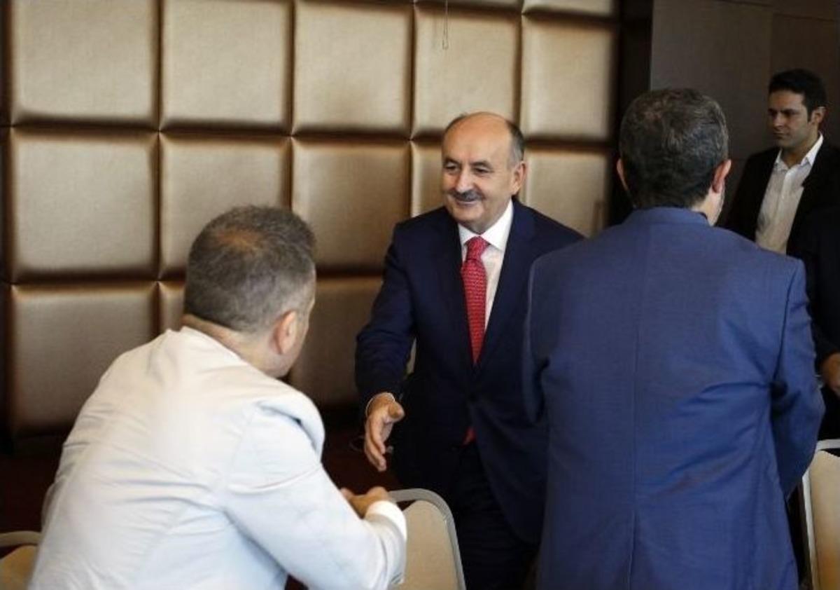 Bakan M&uuml;ezzinoğlun&rsquo;dan M&uuml;lteci &Ccedil;ocukların &Ccedil;alıştırılması İddialarına İlişkin A&ccedil;ıklama