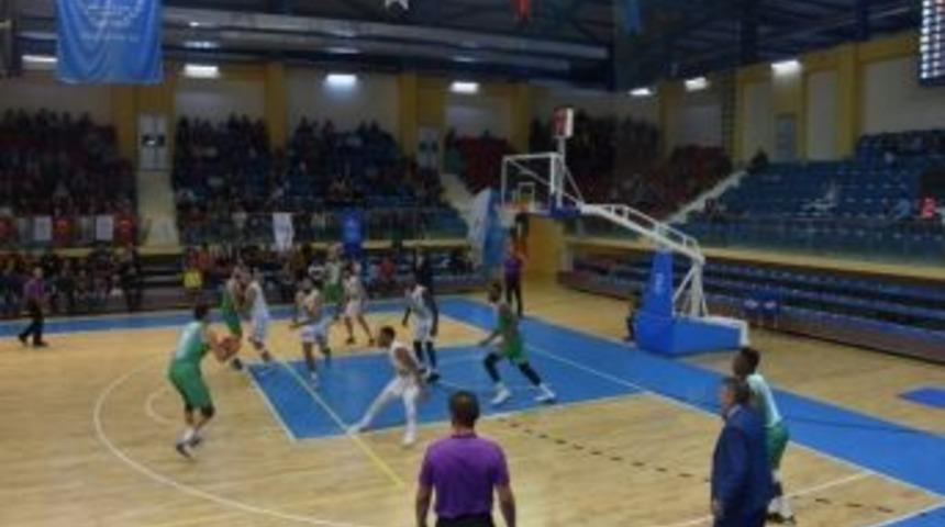 Basketbolda Sakatlıklar Nedeniyle Kadro Sıkıntısı Yaşanıyor