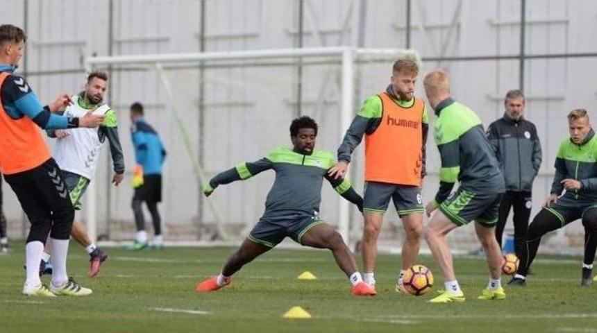 Konyaspor, Bursaspor Ma&ccedil;ının Hazırlıklarını Tamamladı