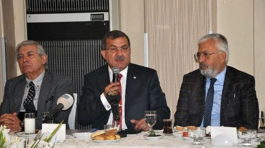 Abd B&uuml;y&uuml;kel&ccedil;iliği&rsquo;nin İzmir İle İlgili A&ccedil;ıklamasına Emniyet M&uuml;d&uuml;r&uuml;nden A&ccedil;ıklama