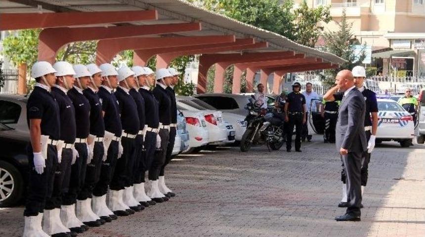 Mersin Emniyet M&uuml;d&uuml;rl&uuml;ğ&uuml;&rsquo;nde Devir Teslim T&ouml;reni Yapıldı