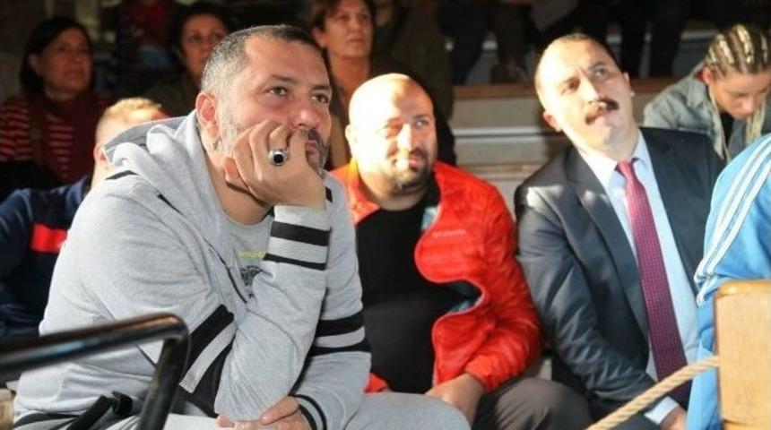 H&uuml;sn&uuml; Şenlendirici Cam Festivalinde