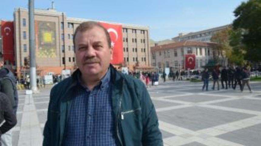 Cumhuriyet Y&uuml;r&uuml;y&uuml;ş&uuml;ne &Ccedil;ağrı
