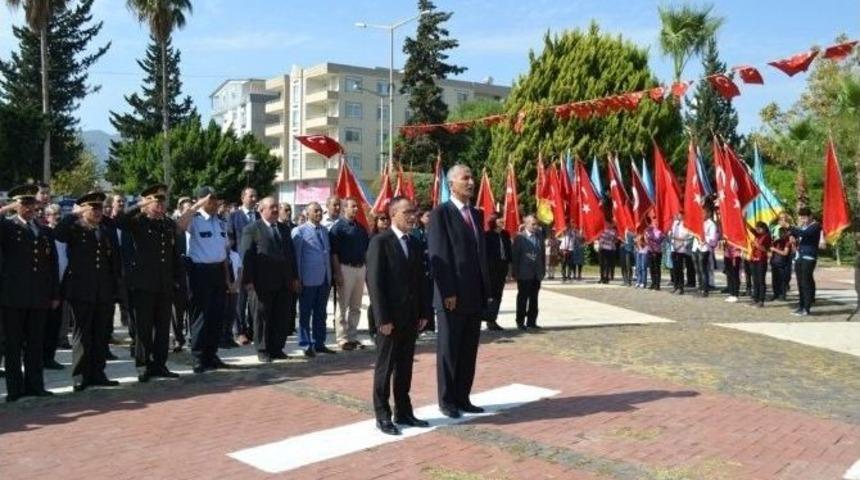 Bozyazı&rsquo;da Cumhuriyet Bayramı Kutlamaları &Ccedil;elenk Sunumuyla Başladı