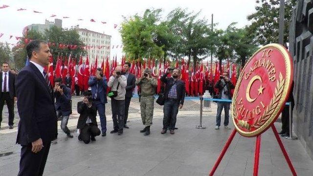 Gaziantep’te Cumhuriyetin 93’ncü Yıl Dönümü Törenle Kutlandı