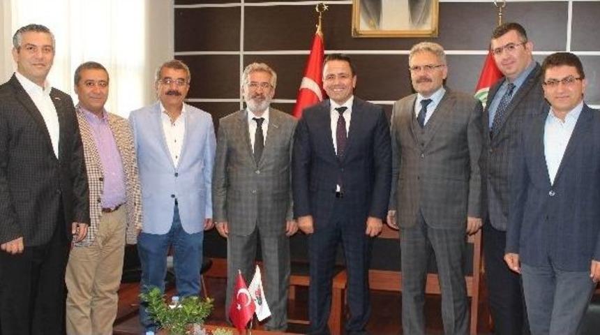 M&uuml;siad Konya Şubesi&rsquo;nden Konya Barosu&rsquo;na Ziyaret