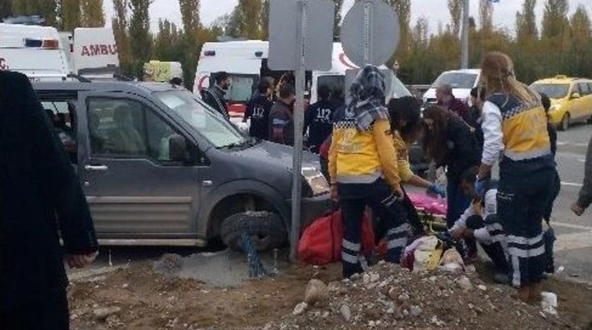 Iğdır&rsquo;da Trafik Kazası: 1 &Ouml;l&uuml;, 5 Yaralı