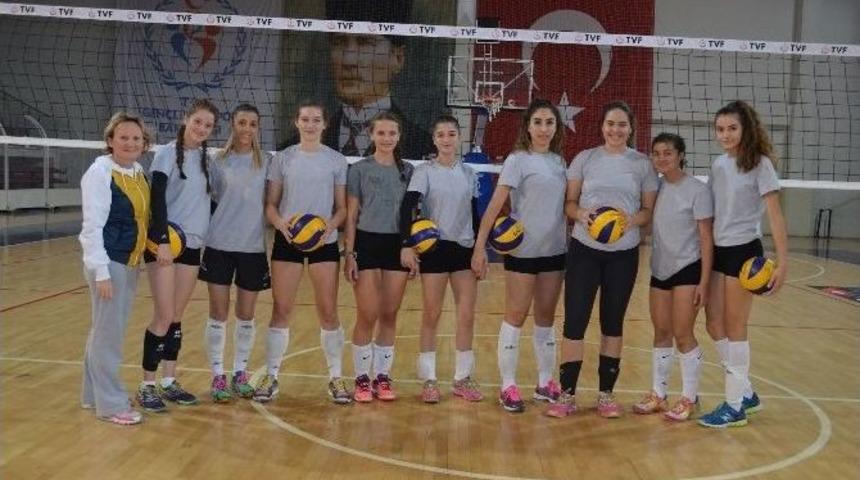 &Ccedil;iftlikk&ouml;y&rsquo;&uuml;n Sultanları Yeni Sezona Hazır