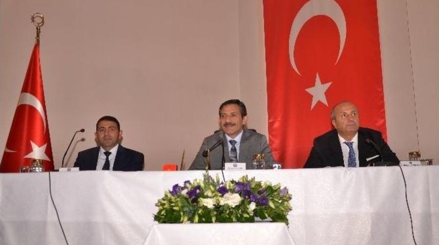 Vali Yıldırım, Taşköprü’de Bilgilendirme Toplantısına Katıldı