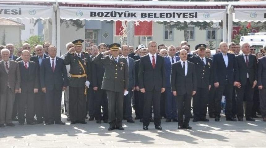 Bozüyük’te 29 Ekim Cumhuriyet Bayramı Kutlamaları Başladı