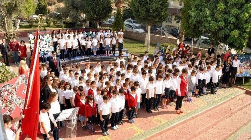 Bah&ccedil;eşehir Okulları, Cumhuriyet Bayramını Coşkuyla Kutladı