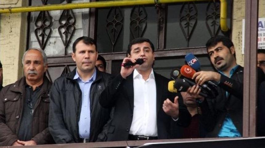 Selahattin Demirtaş&rsquo;tan &rsquo;g&ouml;zaltı Ve Kayyum&rsquo; Tepkisi