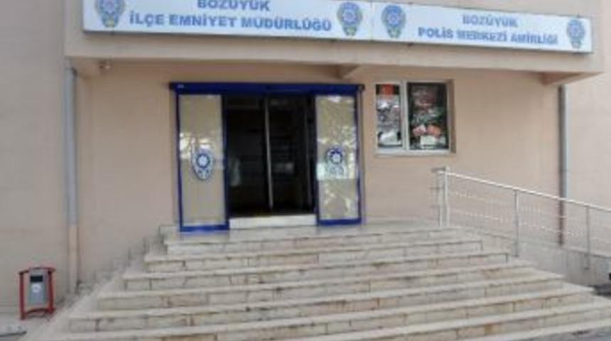 Boz&uuml;y&uuml;k&rsquo;te Fet&ouml; Kapsamında 4 Kişi G&ouml;zaltında