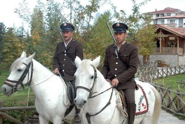 &lsquo;istiklal Yolu Yemekleri&rsquo; Sergilendi 2