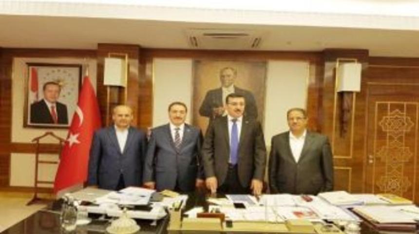 Bakan T&uuml;fenkci&rsquo;den Kale&rsquo;ye Destek S&ouml;z&uuml;