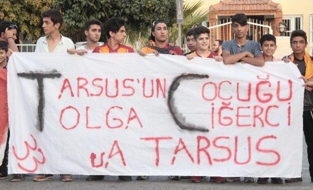 Adana&rsquo;da Galatasaray İzdihamı