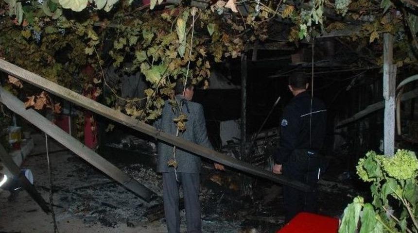 Bayrami&ccedil;&rsquo;te Ev Yangını