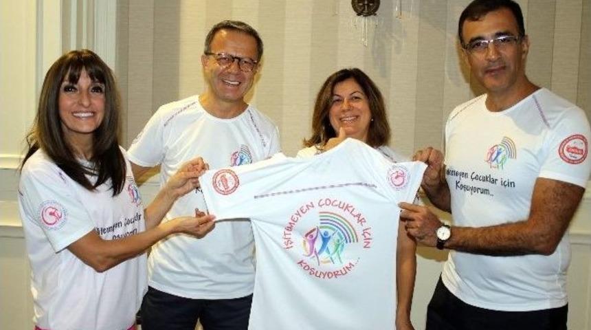 Doktorlar, Maratonda İşitme Engeline Dikkat &Ccedil;ekecek