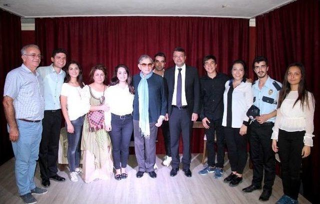 Silifke’de Haldun Dormen Tiyatro Sahnesi Açıldı