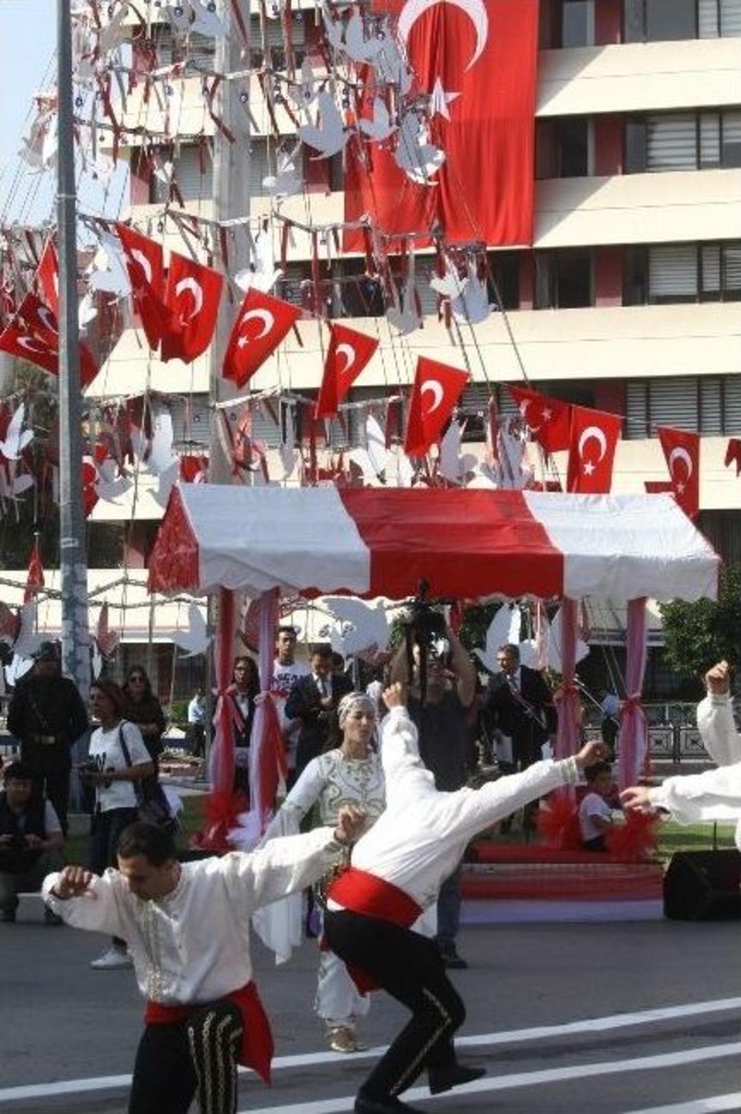 Cumhuriyet Bayramı Adana&rsquo;da Coşkuyla Kutlandı