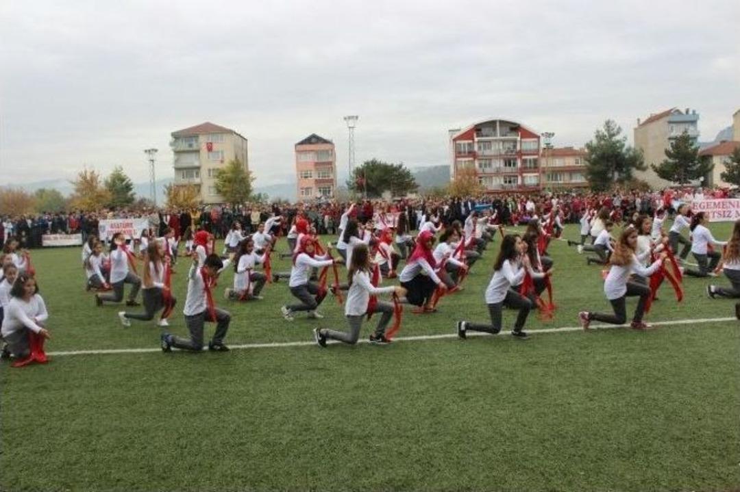 Osmaneli&rsquo;de 29 Ekim Coşkusu