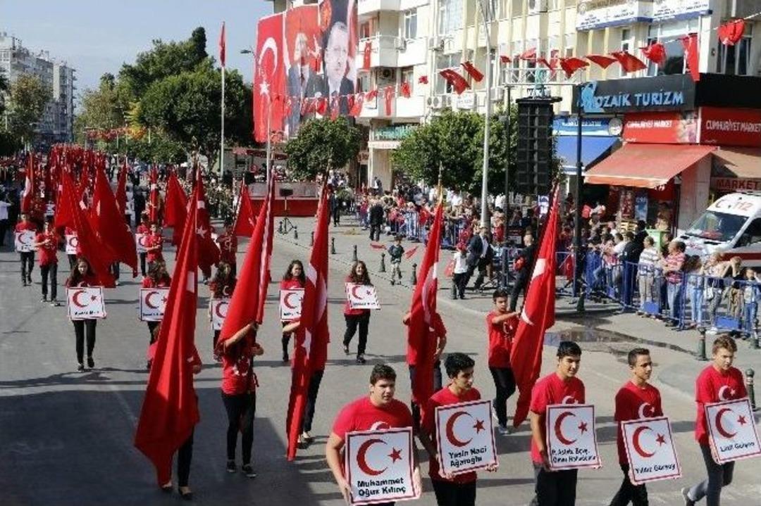 Antalya&rsquo;da Cumhuriyet Coşkusu
