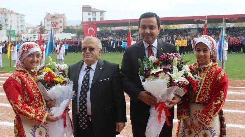 Cumhuriyet Bayramı Kutlamalarında &lsquo;diriliş&rsquo; M&uuml;ziği Tepkisi