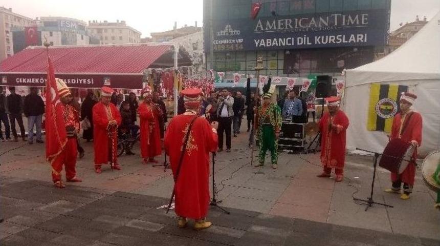 &Ccedil;ekmek&ouml;y&rsquo;de Y&uuml;zlerce Kişi Kan Bağışında Bulundu