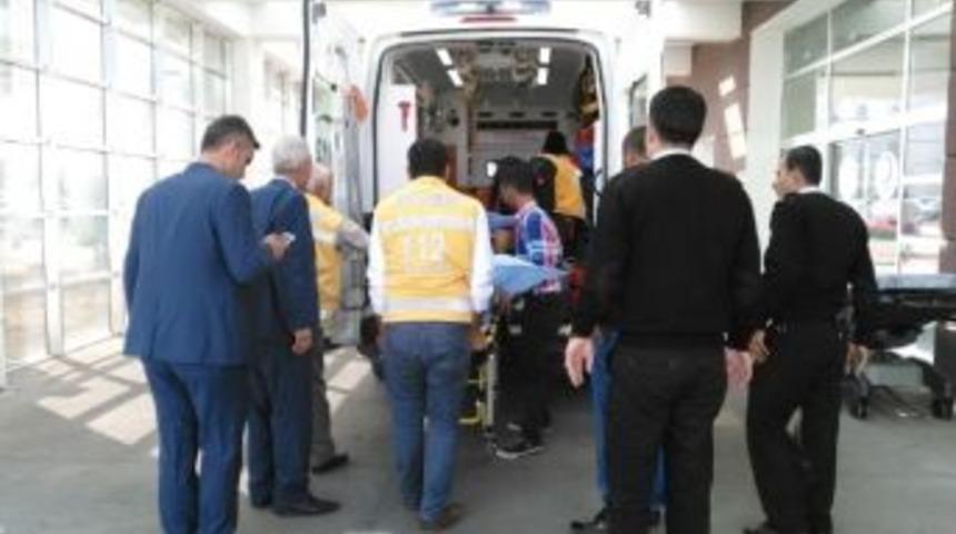 Maganda Kurşunu 2 Kişiyi Yaraladı