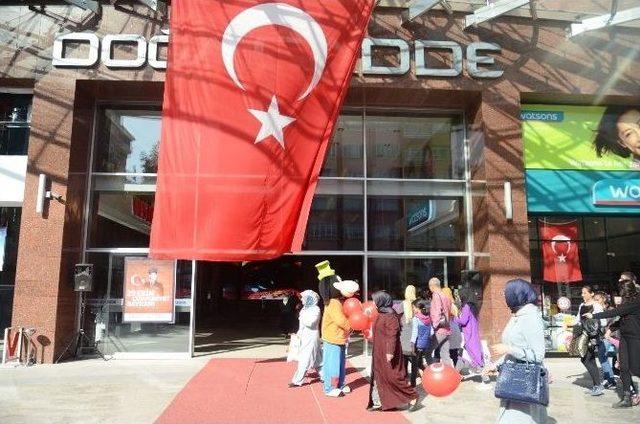 Doğa Cadde’de 29 Ekim Coşkusu