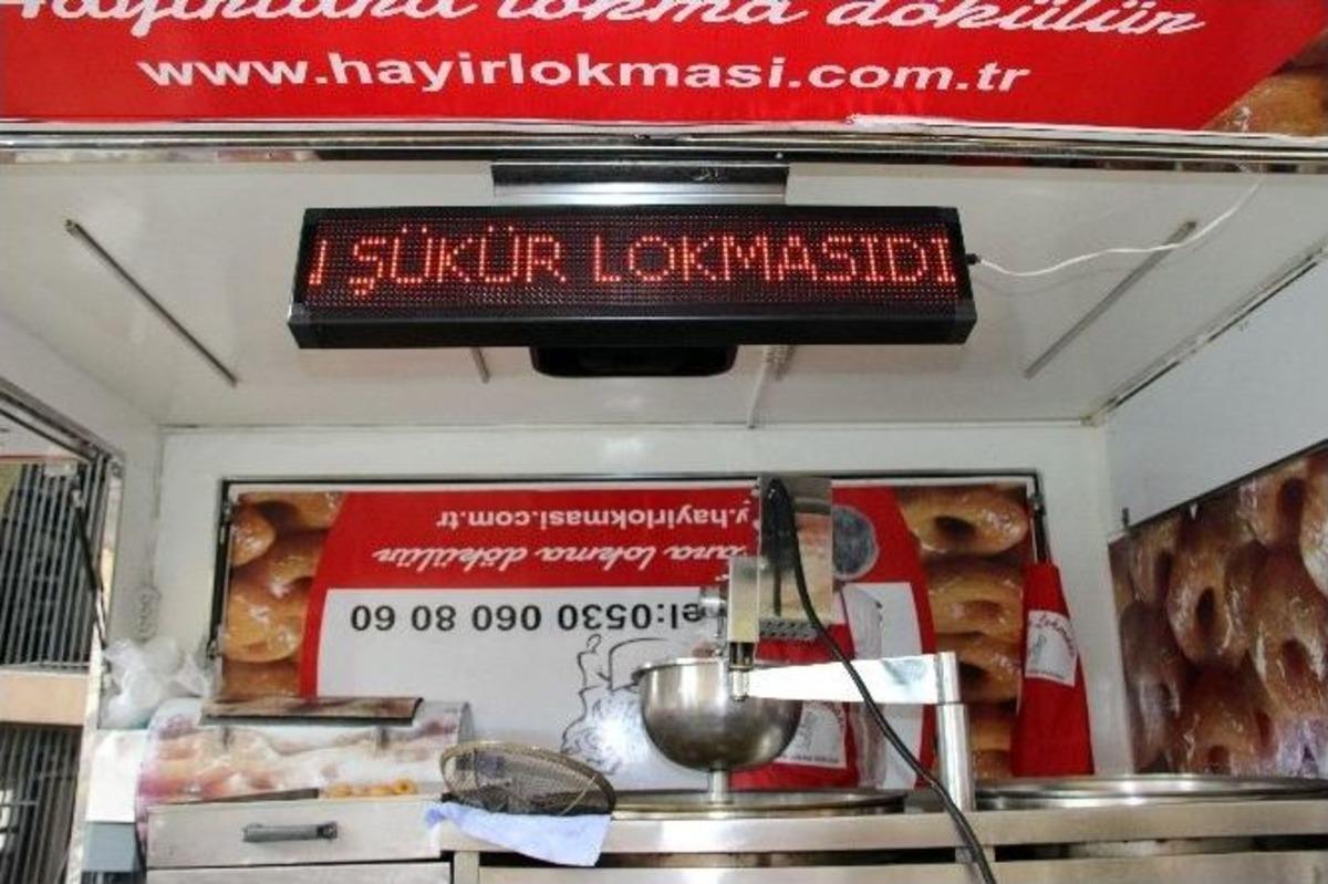 Fet&ouml; Mağduru Polisler Lokma Dağıttı